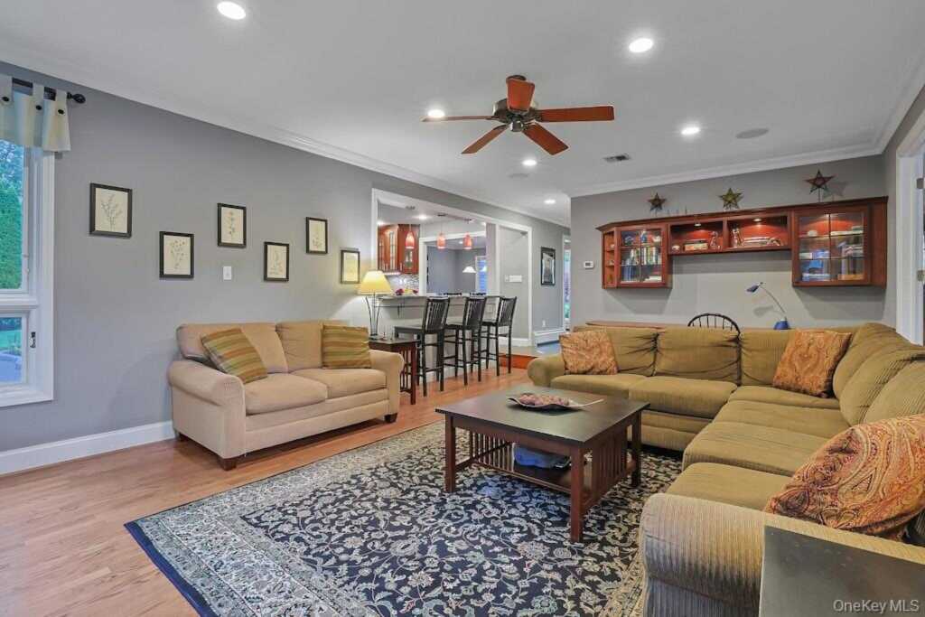 27 Rochelle Drive, New City, NY 10956 - Photo 19 of 38