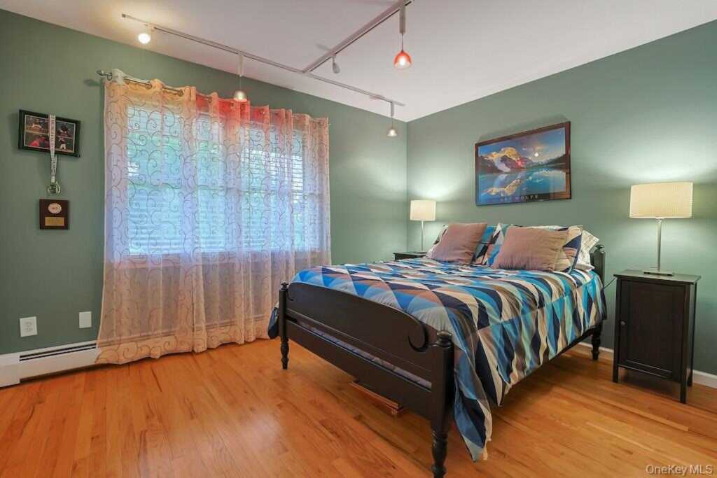 27 Rochelle Drive, New City, NY 10956 - Photo 35 of 38