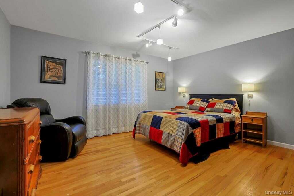 27 Rochelle Drive, New City, NY 10956 - Photo 36 of 38