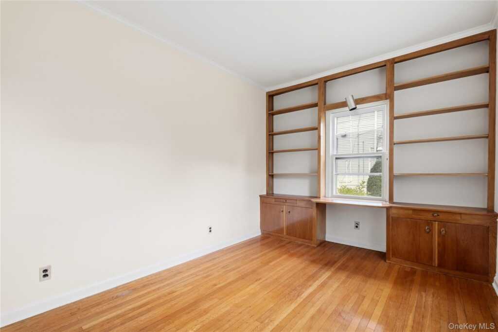 29-31 Edgewood Park, New Rochelle, NY 10801 - Photo 12 of 42