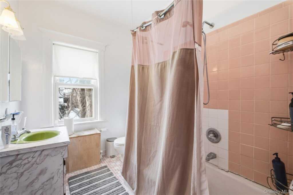 29-31 Edgewood Park, New Rochelle, NY 10801 - Photo 23 of 42
