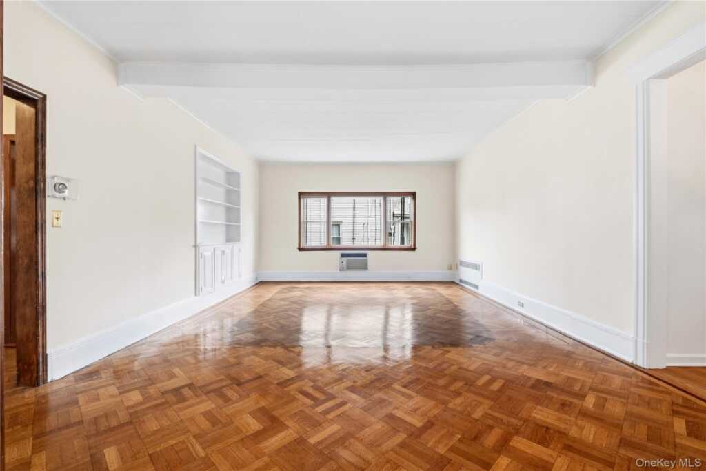29-31 Edgewood Park, New Rochelle, NY 10801 - Photo 5 of 42
