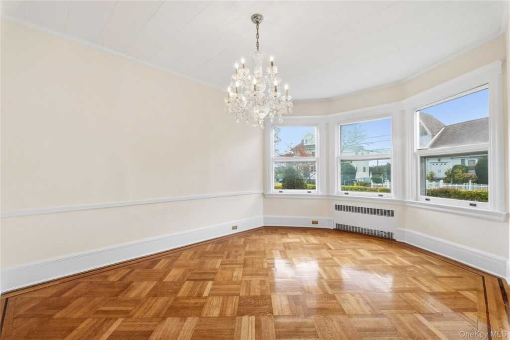 29-31 Edgewood Park, New Rochelle, NY 10801 - Photo 8 of 42