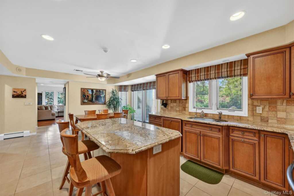 5 Lady Godiva Way, New City, NY 10956 - Photo 13 of 46