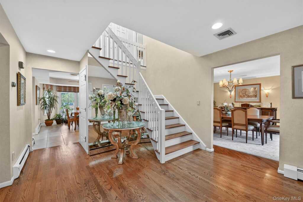 5 Lady Godiva Way, New City, NY 10956 - Photo 4 of 46