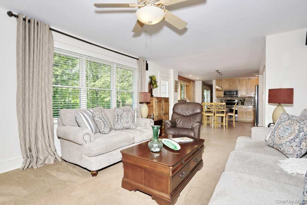 245 W Central Avenue, Pearl River, NY 10965 - Photo 18 of 50