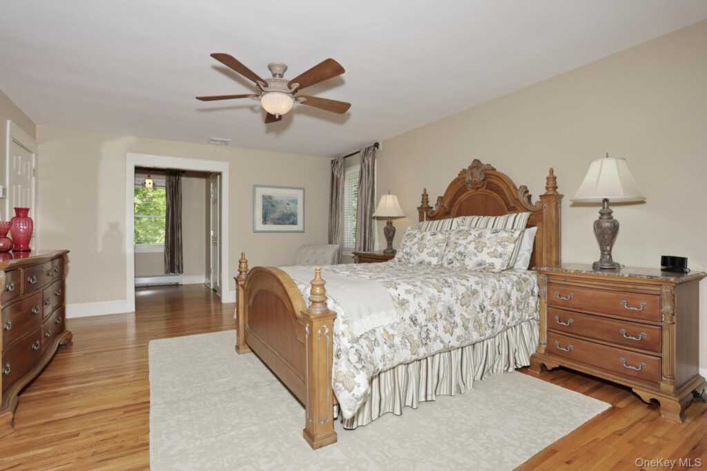 245 W Central Avenue, Pearl River, NY 10965 - Photo 21 of 50
