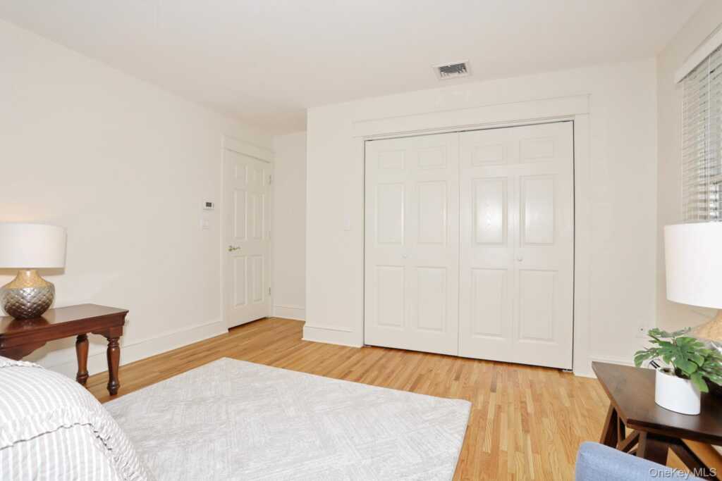 245 W Central Avenue, Pearl River, NY 10965 - Photo 27 of 50
