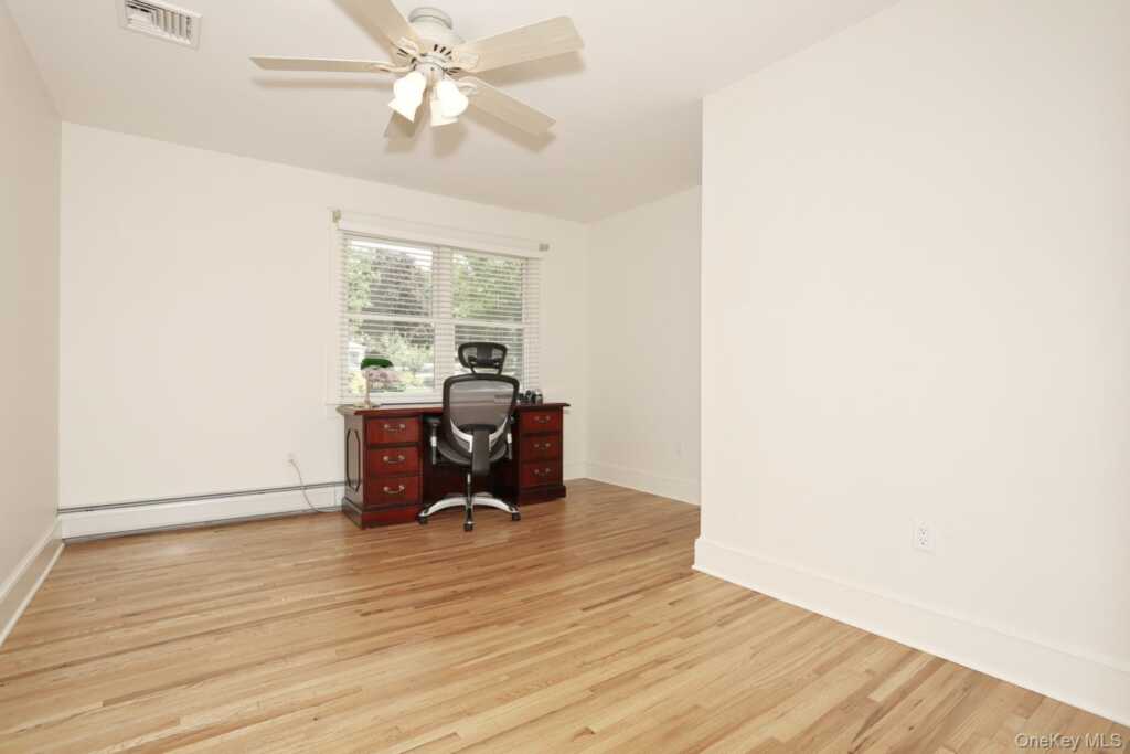 245 W Central Avenue, Pearl River, NY 10965 - Photo 30 of 50
