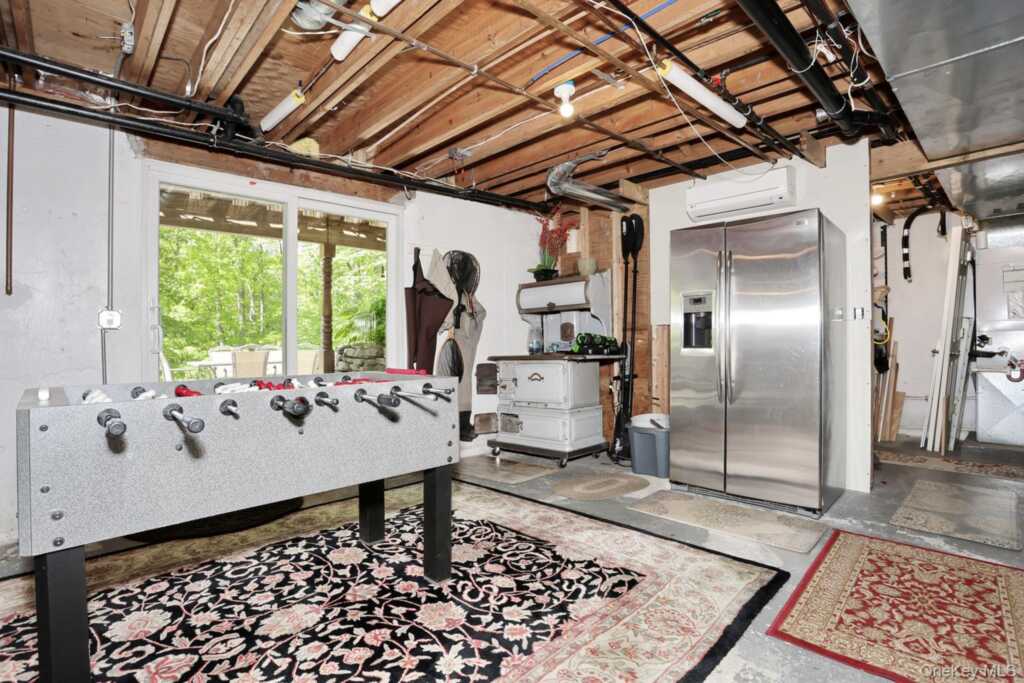 245 W Central Avenue, Pearl River, NY 10965 - Photo 36 of 50