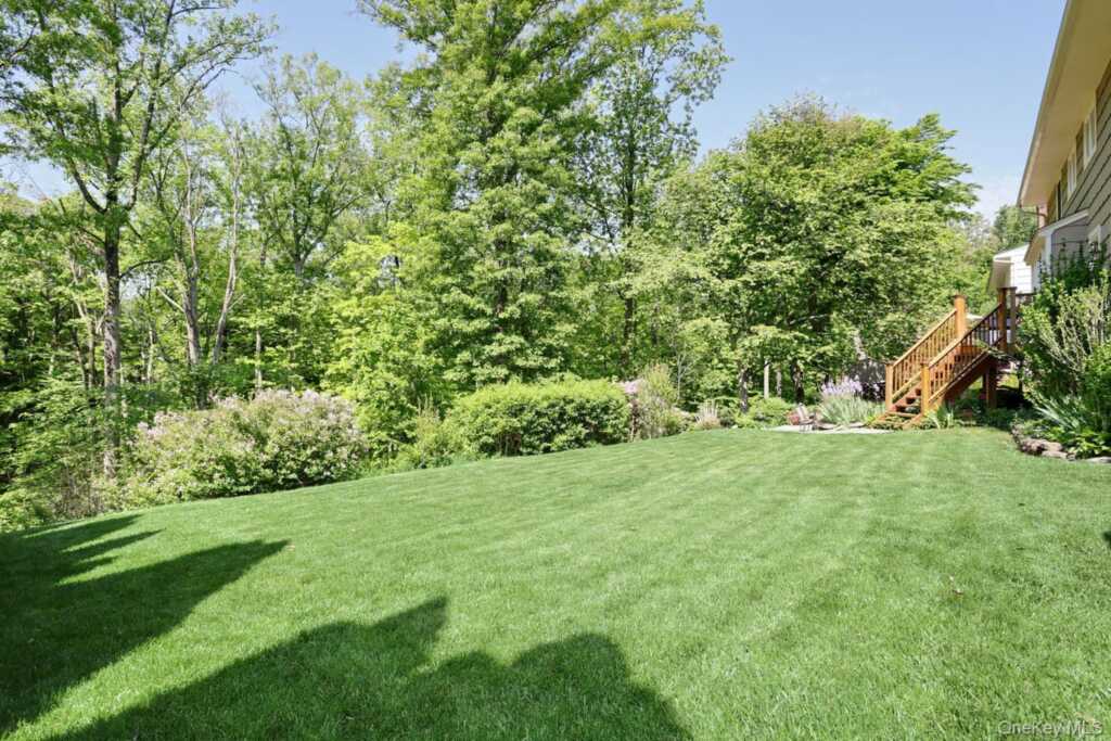 245 W Central Avenue, Pearl River, NY 10965 - Photo 42 of 50
