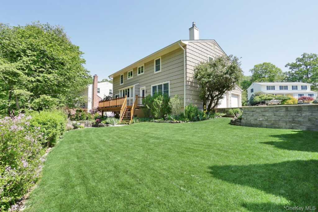 245 W Central Avenue, Pearl River, NY 10965 - Photo 43 of 50