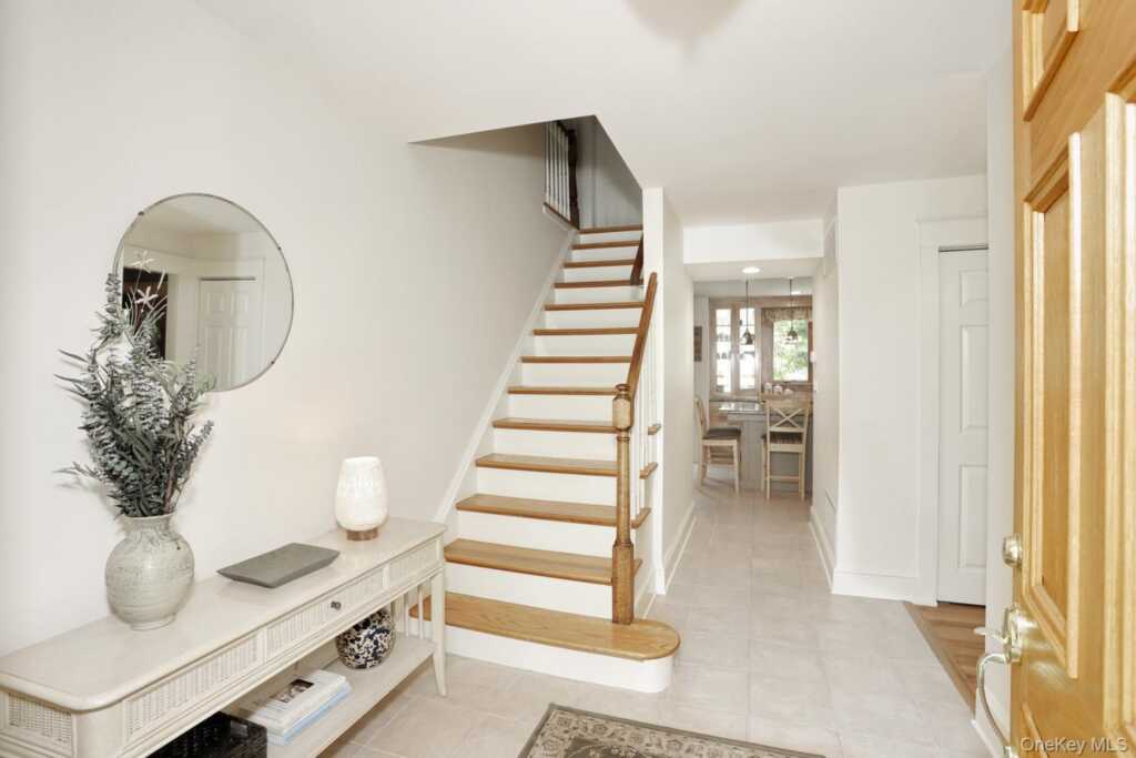 245 W Central Avenue, Pearl River, NY 10965 - Photo 6 of 50
