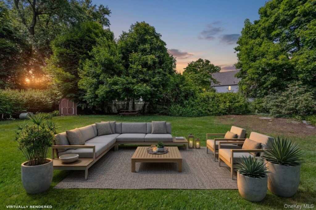 17 Old Orchard Road, New Rochelle, NY 10804 - Photo 28 of 32