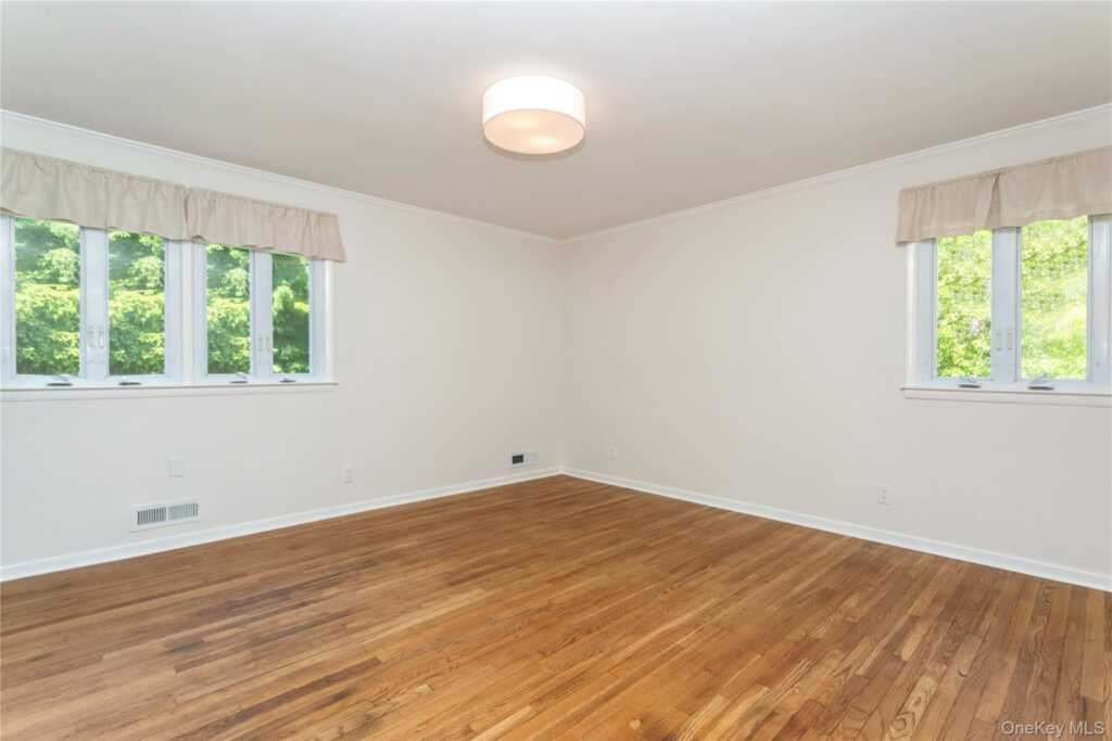 9 Marlene Court, Rye, NY 10580 - Photo 13 of 37