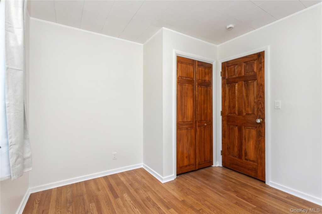 9 Marlene Court, Rye, NY 10580 - Photo 17 of 37