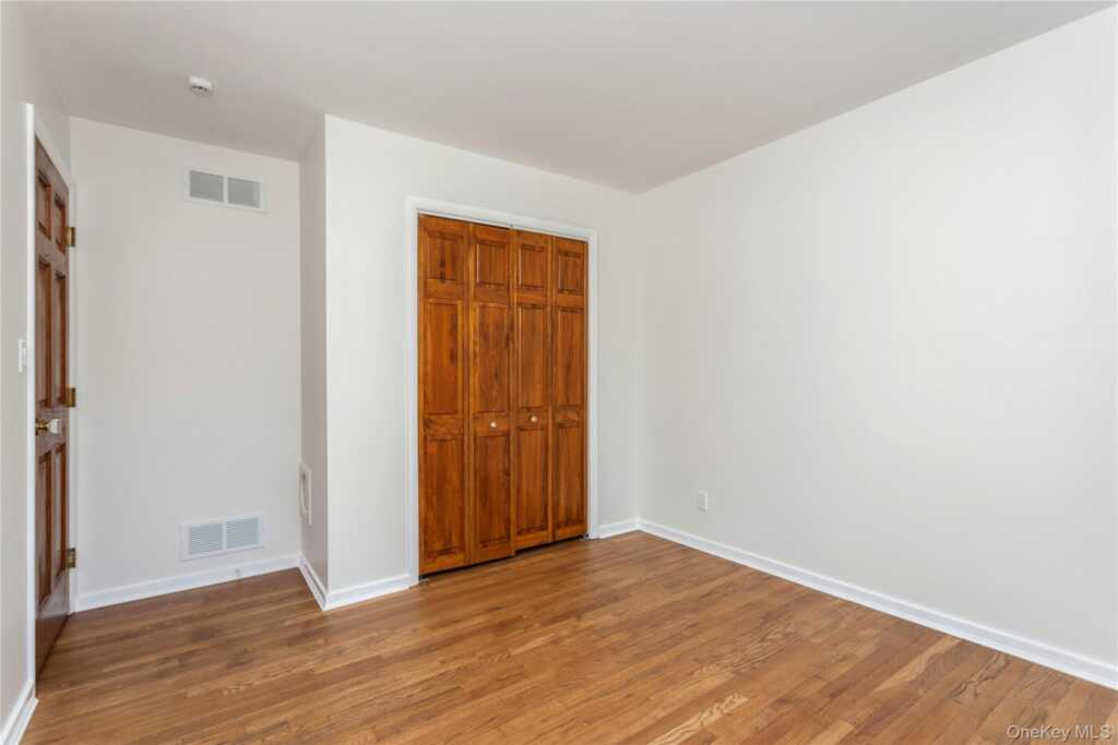 9 Marlene Court, Rye, NY 10580 - Photo 19 of 37