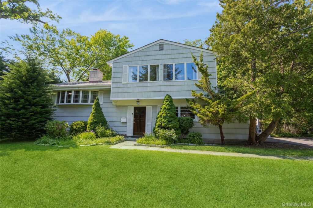 9 Marlene Court, Rye, NY 10580 - Photo 2 of 37