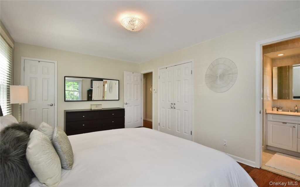 9 Franklin Avenue, Rye, NY 10580 - Photo 17 of 36