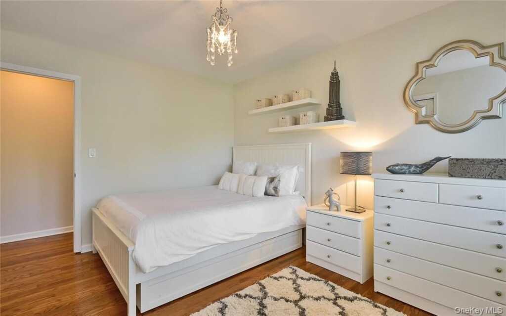 9 Franklin Avenue, Rye, NY 10580 - Photo 20 of 36