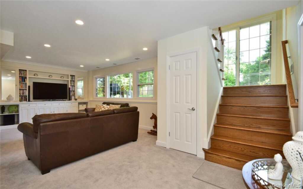 9 Franklin Avenue, Rye, NY 10580 - Photo 26 of 36
