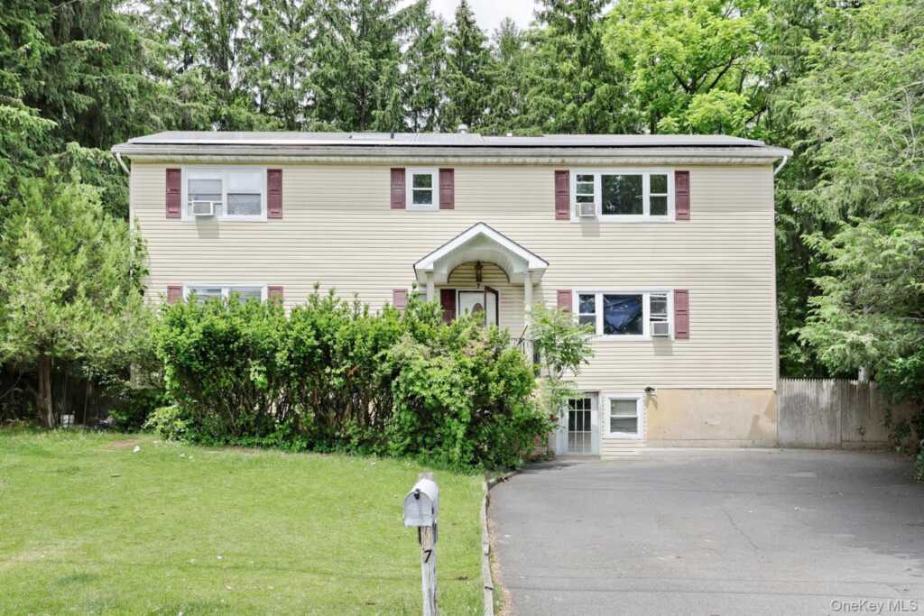 7 Olin Drive, Nanuet, NY 10954