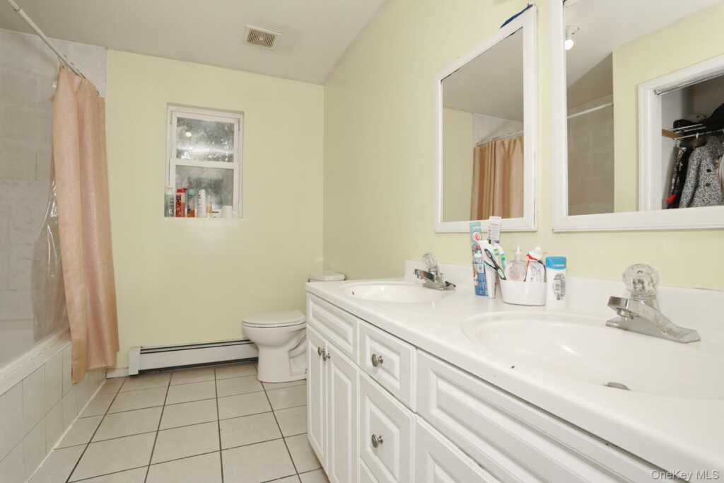 7 Olin Drive, Nanuet, NY 10954 - Photo 19 of 30