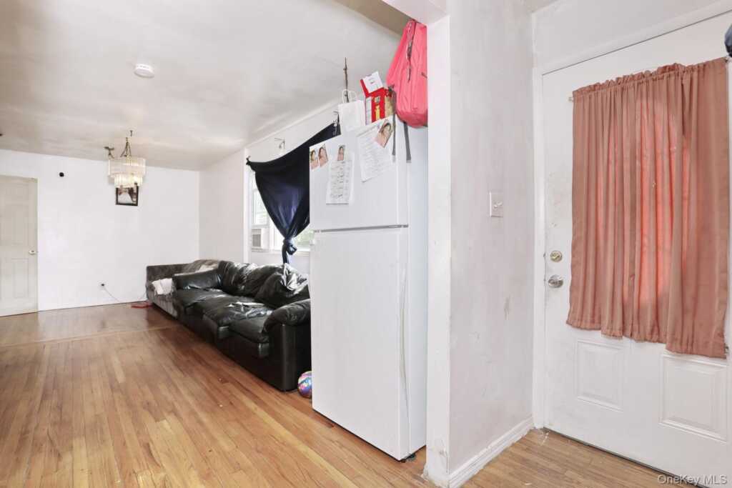 7 Olin Drive, Nanuet, NY 10954 - Photo 8 of 30
