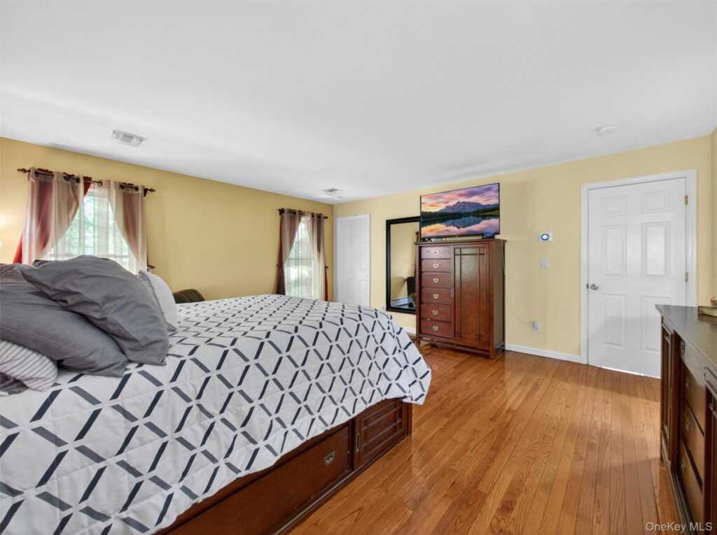 15 Central Highway, New City, NY 10956 - Photo 23 of 49