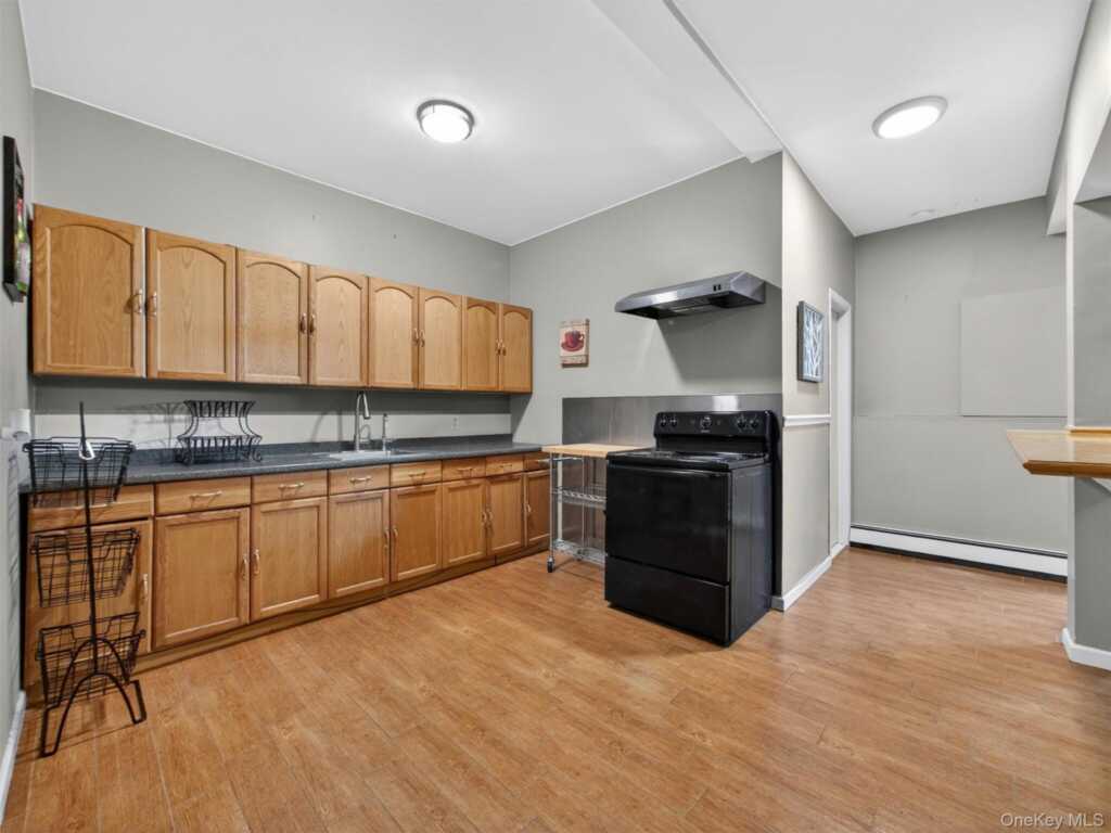 15 Central Highway, New City, NY 10956 - Photo 33 of 49