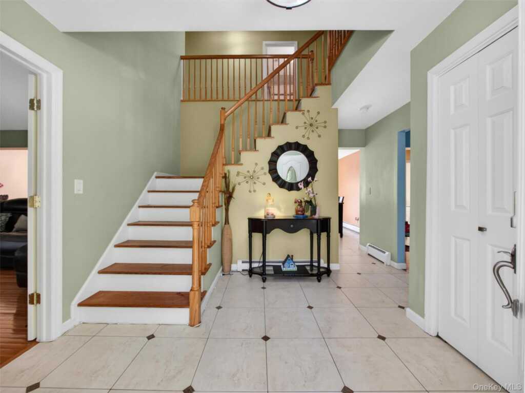 15 Central Highway, New City, NY 10956 - Photo 7 of 49