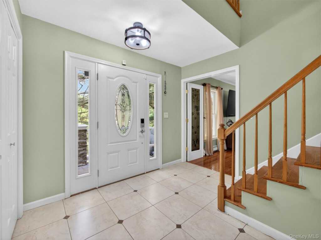 15 Central Highway, New City, NY 10956 - Photo 8 of 49