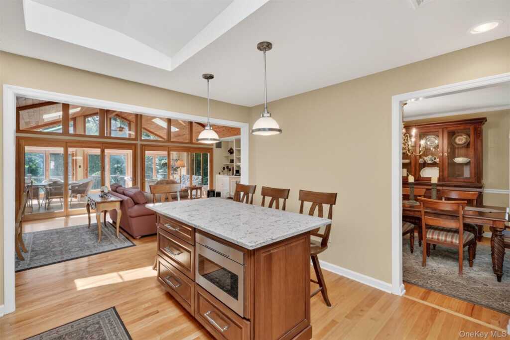 6 Sterling Forest Lane, Suffern, NY 10901 - Photo 12 of 46