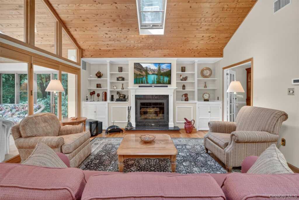6 Sterling Forest Lane, Suffern, NY 10901 - Photo 15 of 46