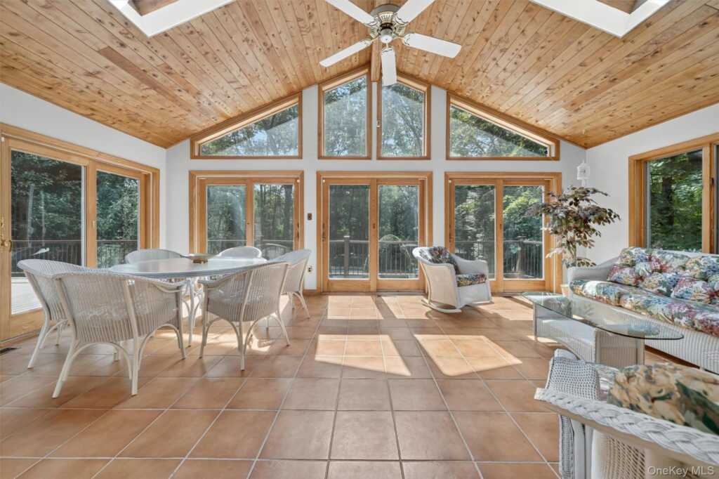 6 Sterling Forest Lane, Suffern, NY 10901 - Photo 18 of 46