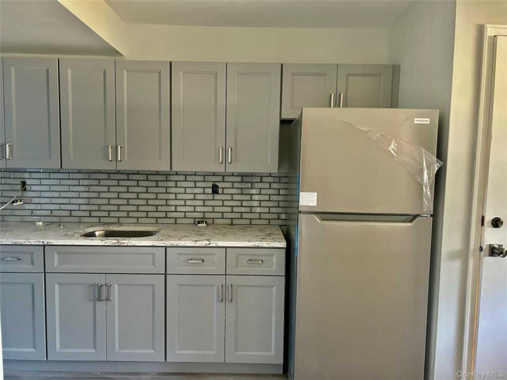 153 Sixth Avenue, Unit #11A, Nyack, NY 10960 - Photo 2 of 6