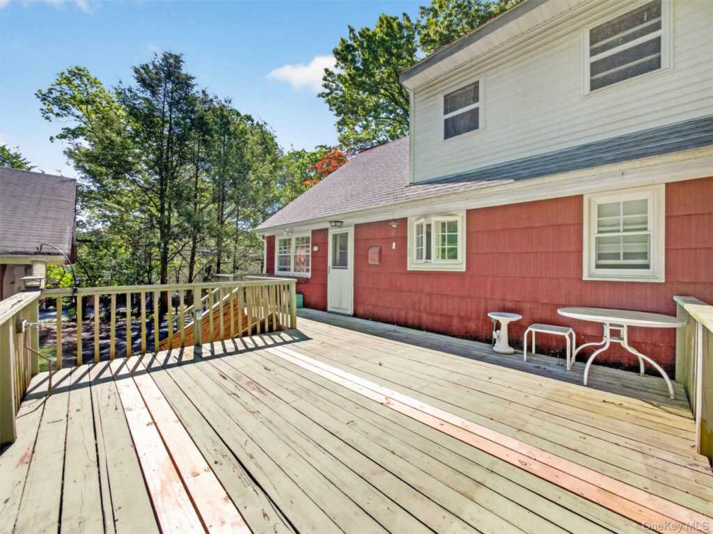 56 Oak Road, New City, NY 10956 - Photo 12 of 30