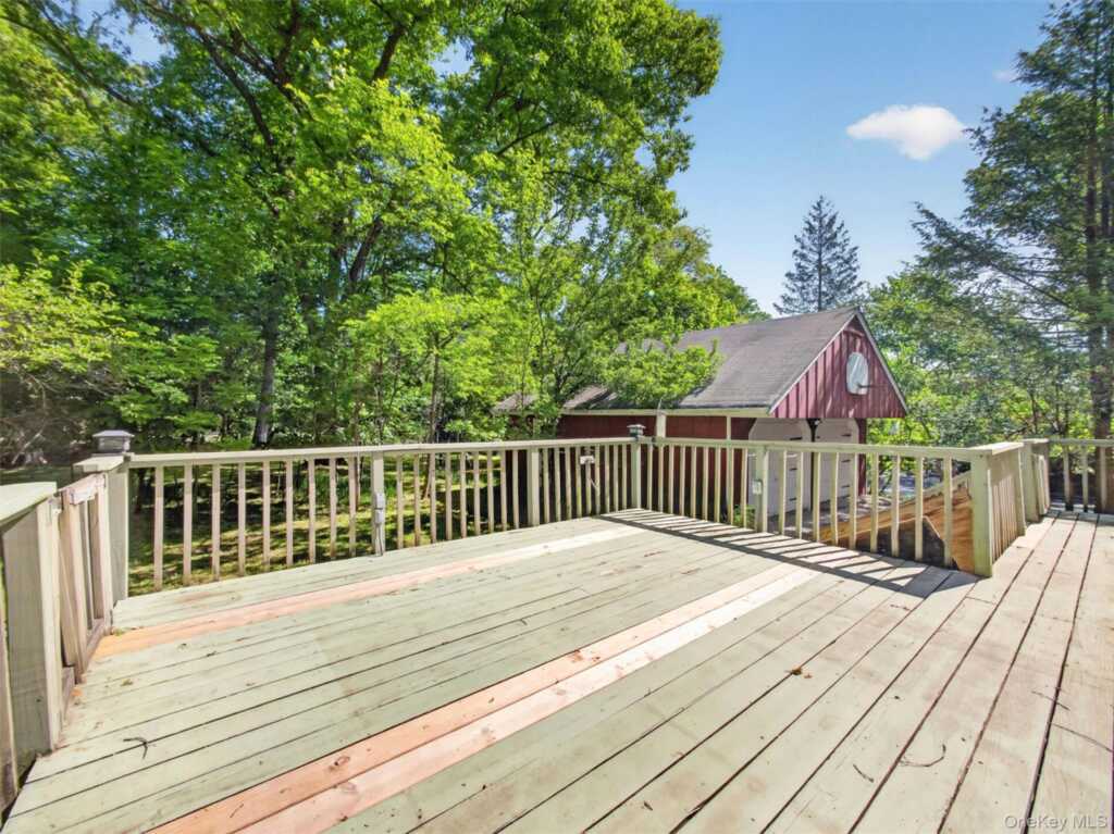 56 Oak Road, New City, NY 10956 - Photo 13 of 30