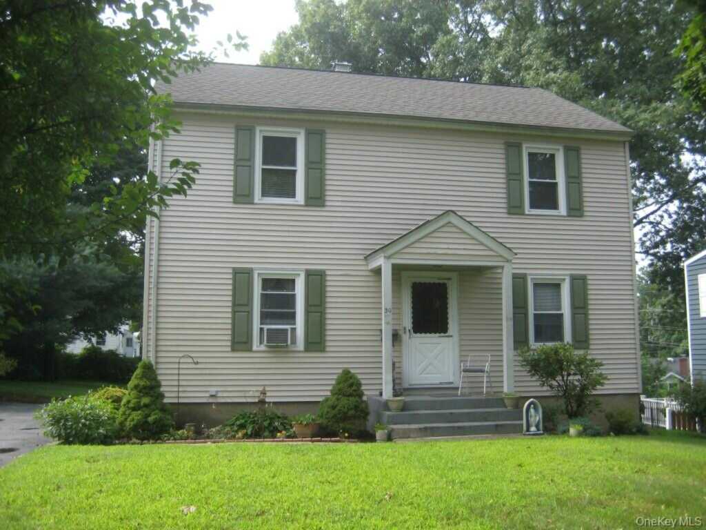 30 W George Avenue, Pearl River, NY 10965