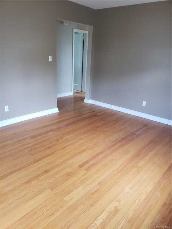 30 W George Avenue, Pearl River, NY 10965 - Photo 20 of 29