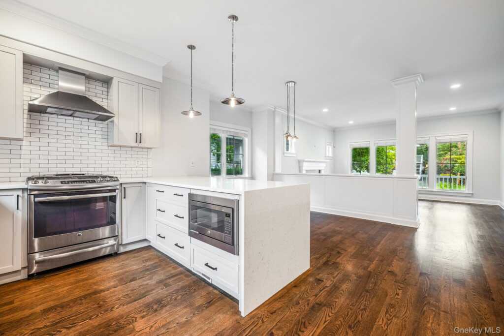 63 Grapal Street, Rye, NY 10580 - Photo 10 of 36
