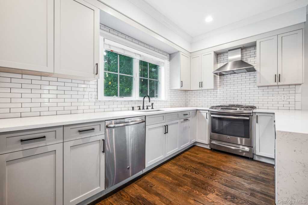 63 Grapal Street, Rye, NY 10580 - Photo 13 of 36