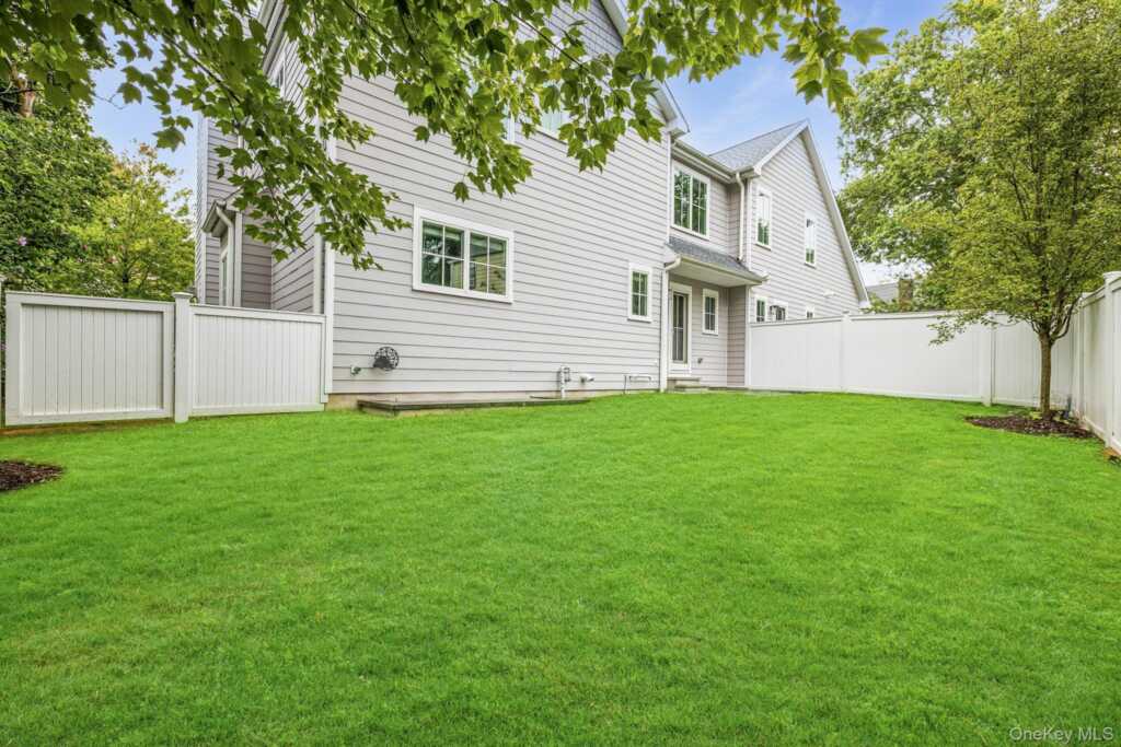 63 Grapal Street, Rye, NY 10580 - Photo 32 of 36