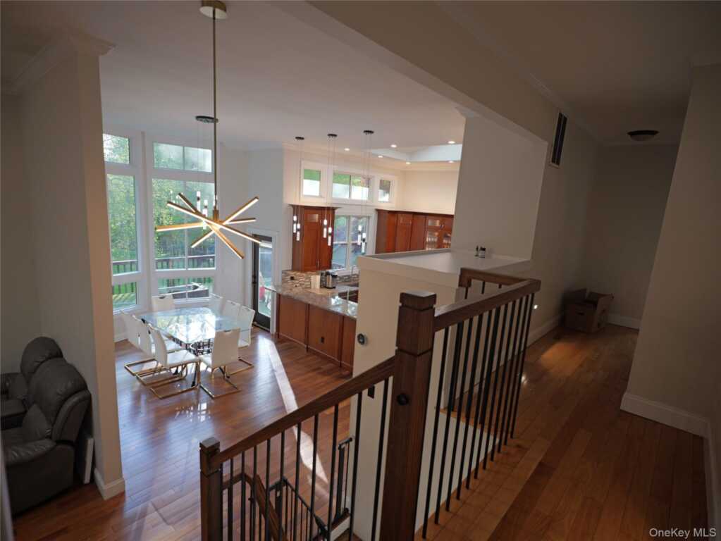 31 Dawn Lane, Suffern, NY 10901 - Photo 12 of 36