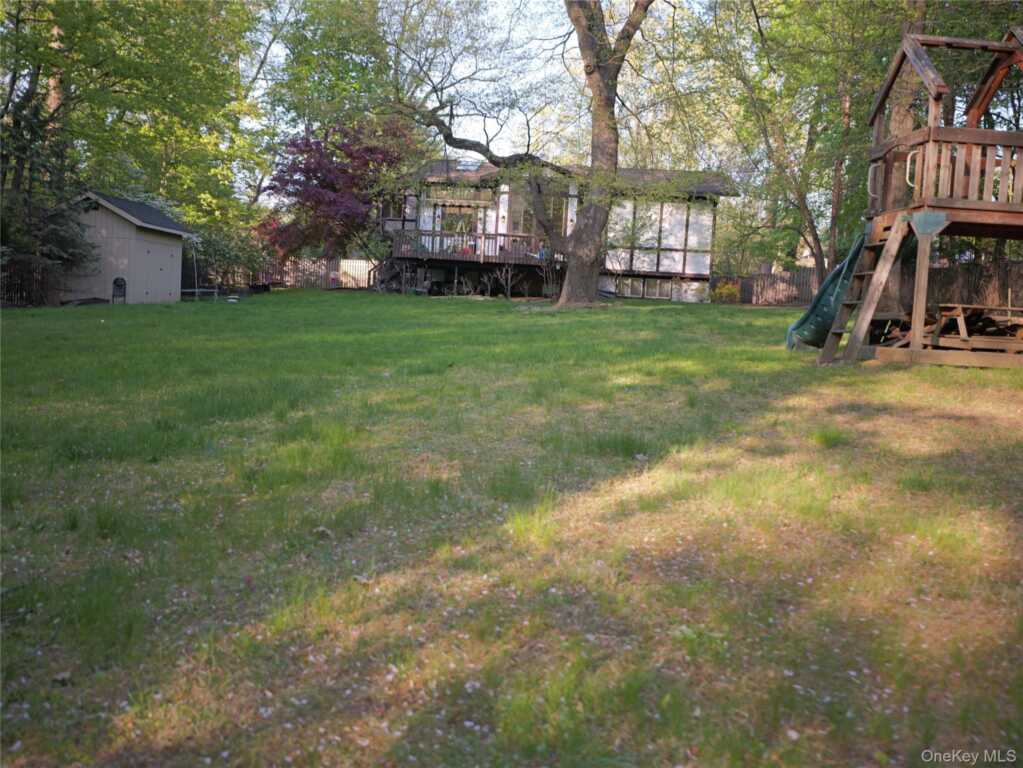 31 Dawn Lane, Suffern, NY 10901 - Photo 31 of 36