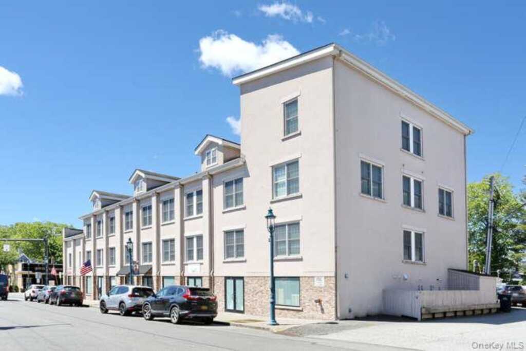 21 E Central Avenue, Unit #302, Pearl River, NY 10965 - Photo 31 of 33