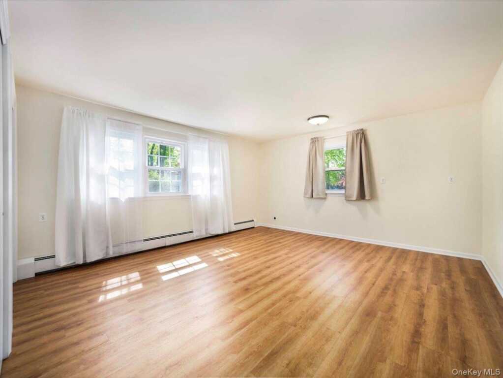 5 Dorchester Avenue, New City, NY 10956 - Photo 27 of 35