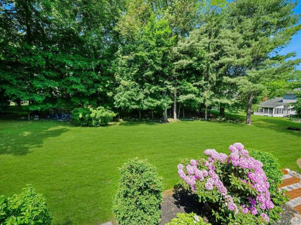 5 Dorchester Avenue, New City, NY 10956 - Photo 31 of 35