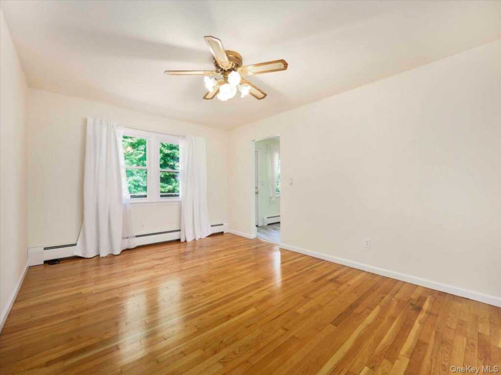 5 Dorchester Avenue, New City, NY 10956 - Photo 9 of 35