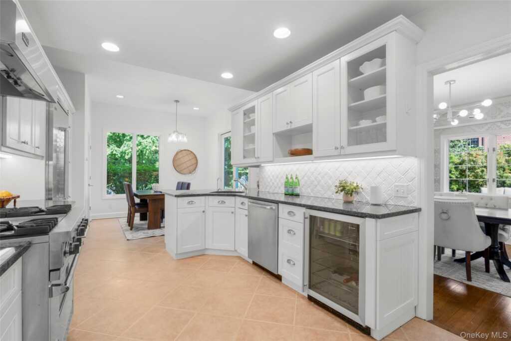 63 Rye Road, Rye, NY 10580 - Photo 10 of 50